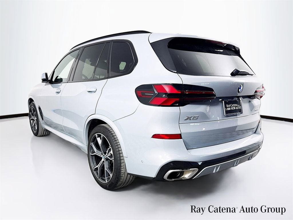 Used 2024 BMW X5 xDrive40i w/ Executive Package image 5