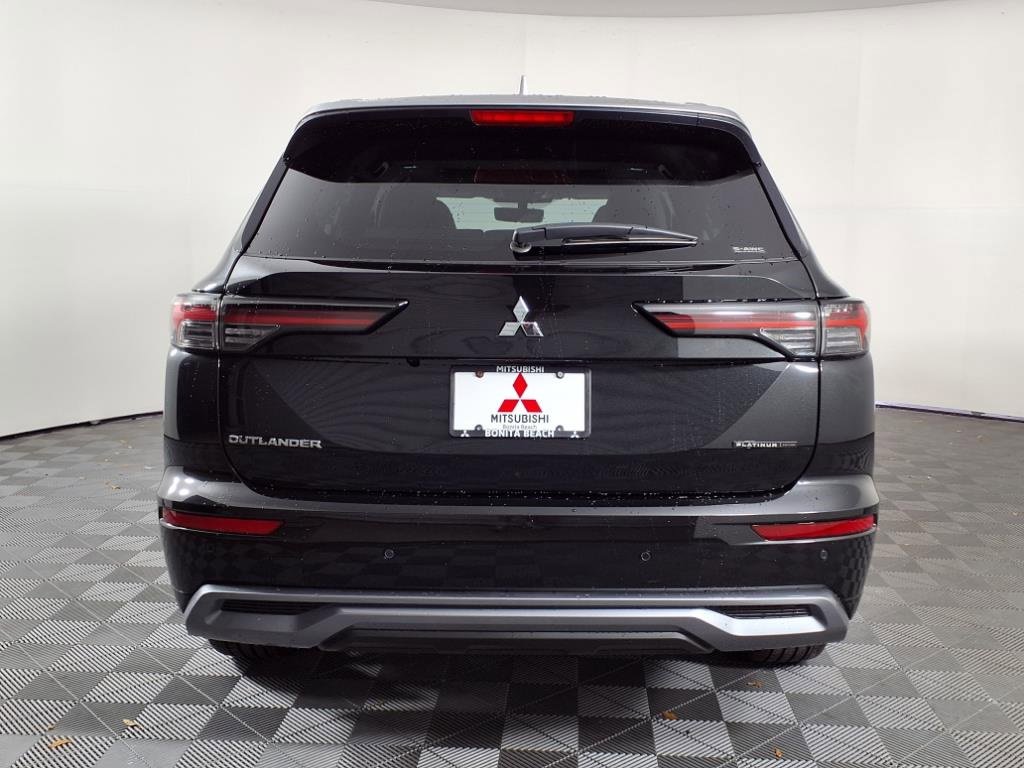 New 2025 Mitsubishi Outlander AWD image 6