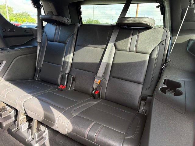 Used 2022 Chevrolet Tahoe RST w/ Luxury Package RWD image 18