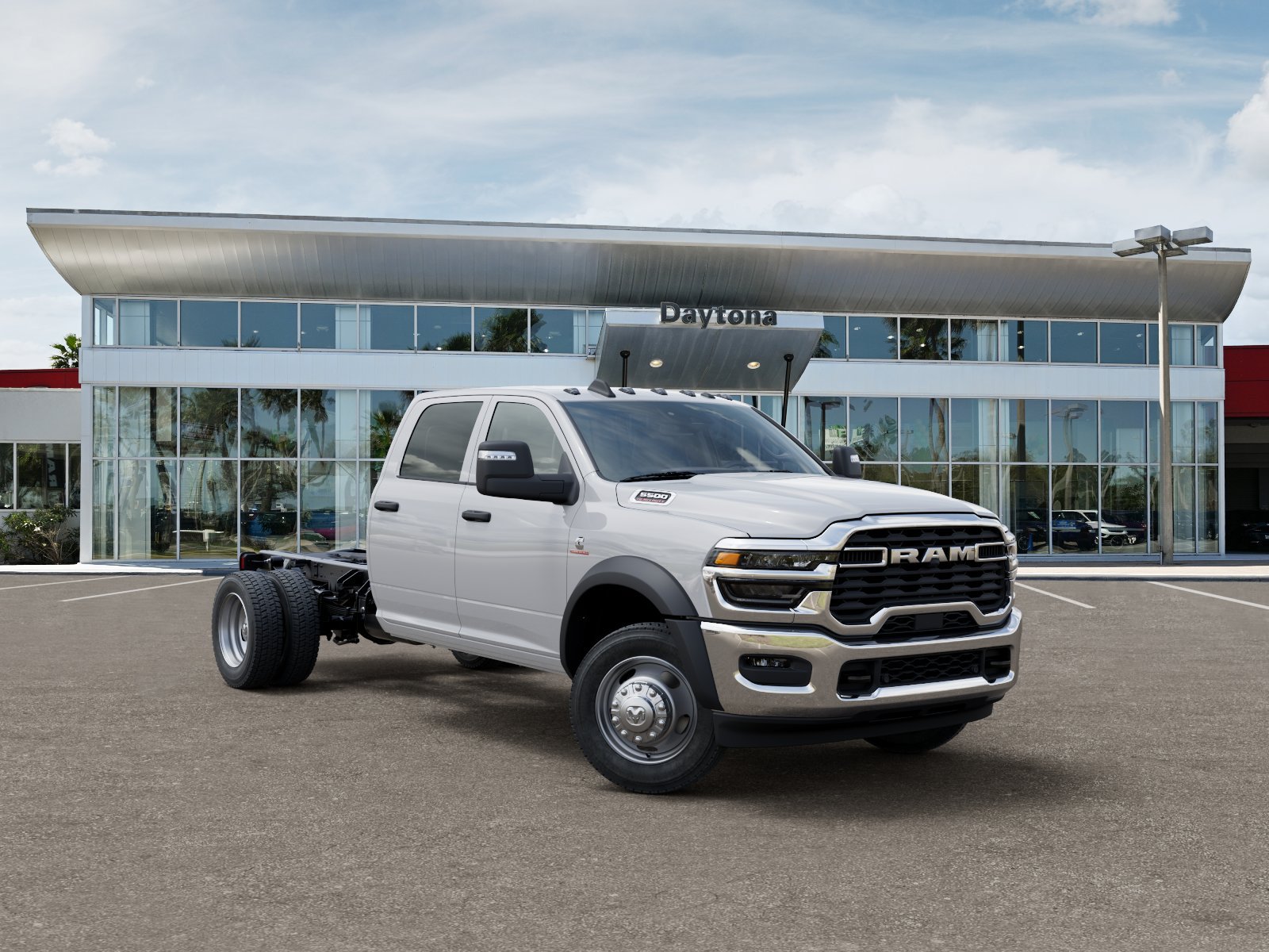 New 2026 RAM 5500 Tradesman w/ Chrome Appearance Group AWD/4WD image 5