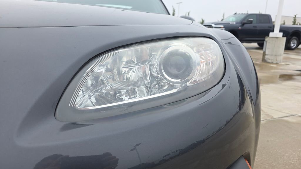 Used 2014 MAZDA MX-5 Miata Grand Touring w/ Premium Package image 9