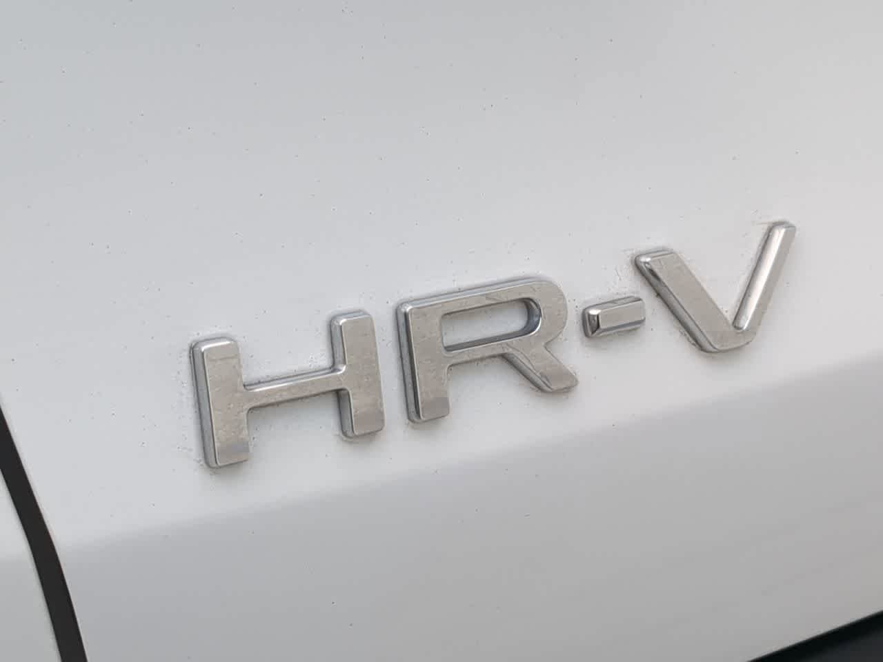 Used 2023 Honda HR-V LX image 12