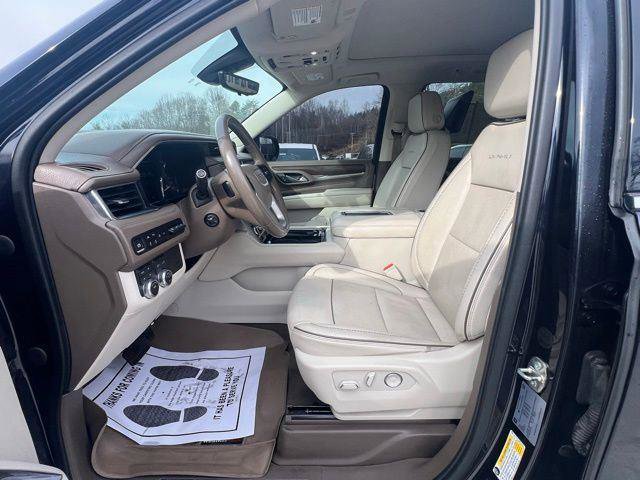Used 2021 GMC Yukon XL Denali w/ Denali Premium Package image 11