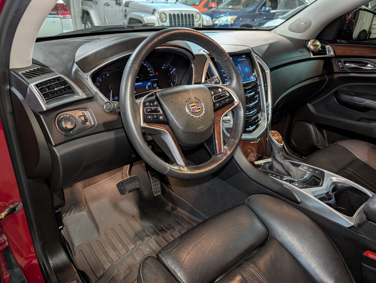 Used 2013 Cadillac SRX Performance w/ Driver Assist Package AWD/4WD image 15