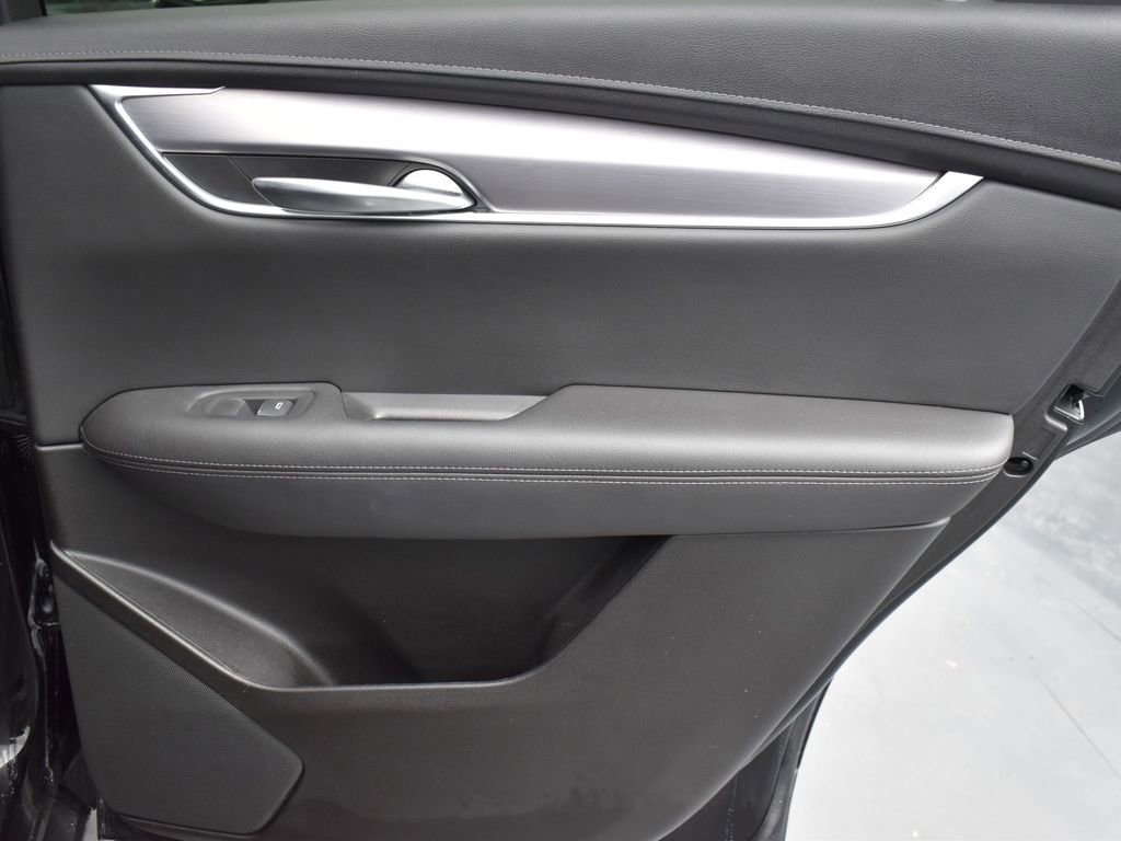 Used 2023 Cadillac XT5 Luxury image 28