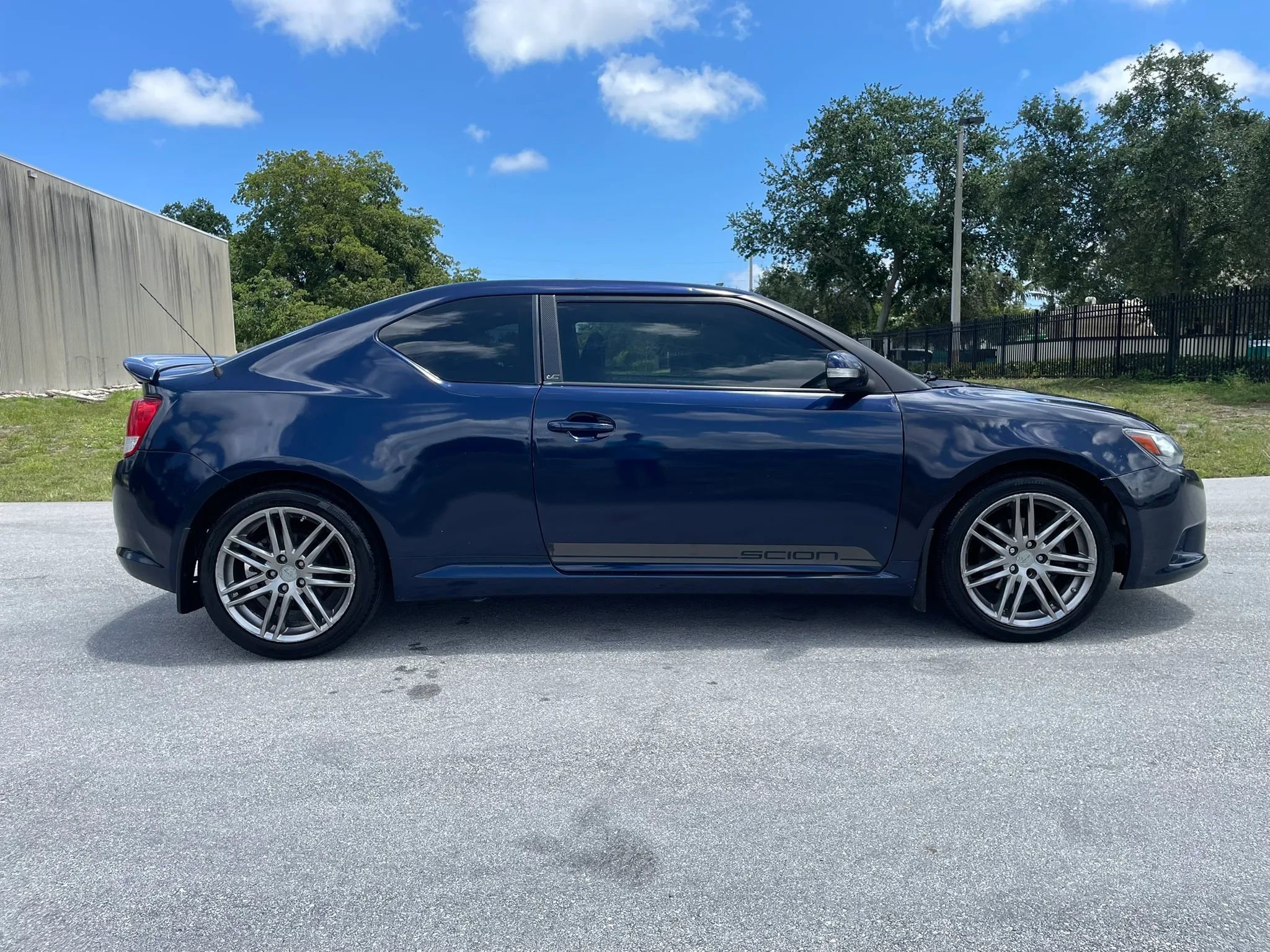 Used 2012 Scion tC FWD image 6