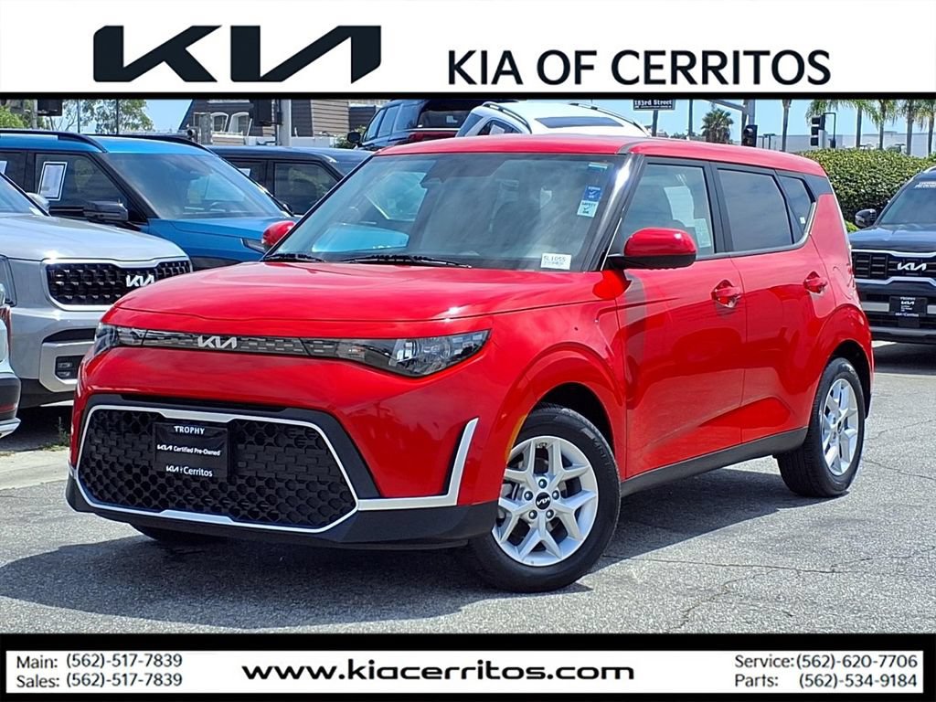 Certified 2025 Kia Soul LX w/ LX Technology Package
