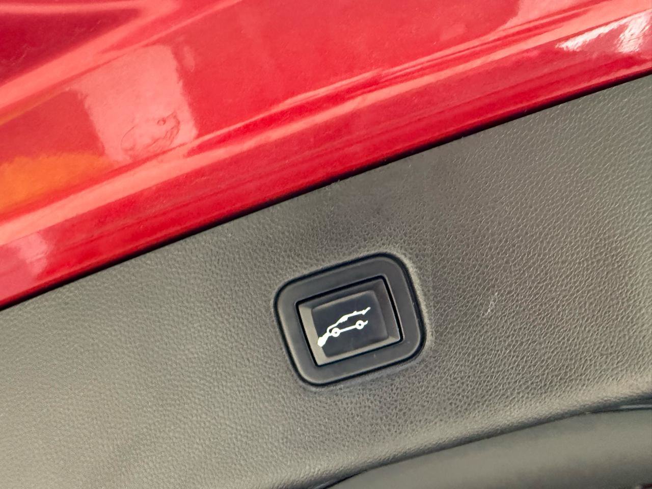 Used 2021 Chevrolet Blazer LT FWD image 29