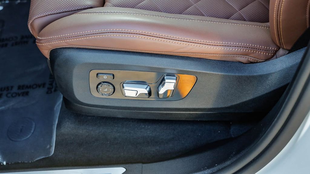 Used 2026 BMW X7 xDrive40i image 27