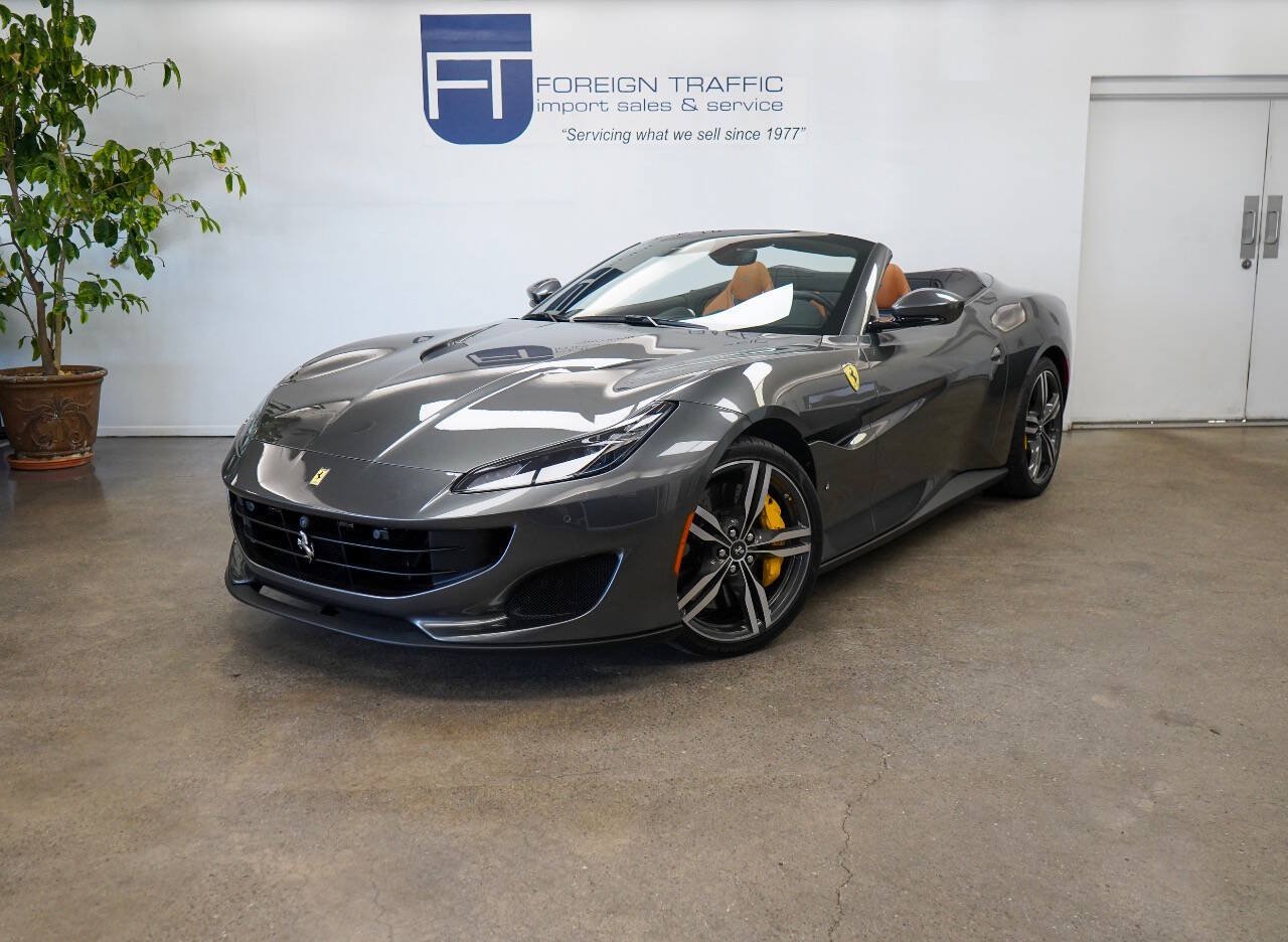 Used 2019 Ferrari Portofino RWD image 2