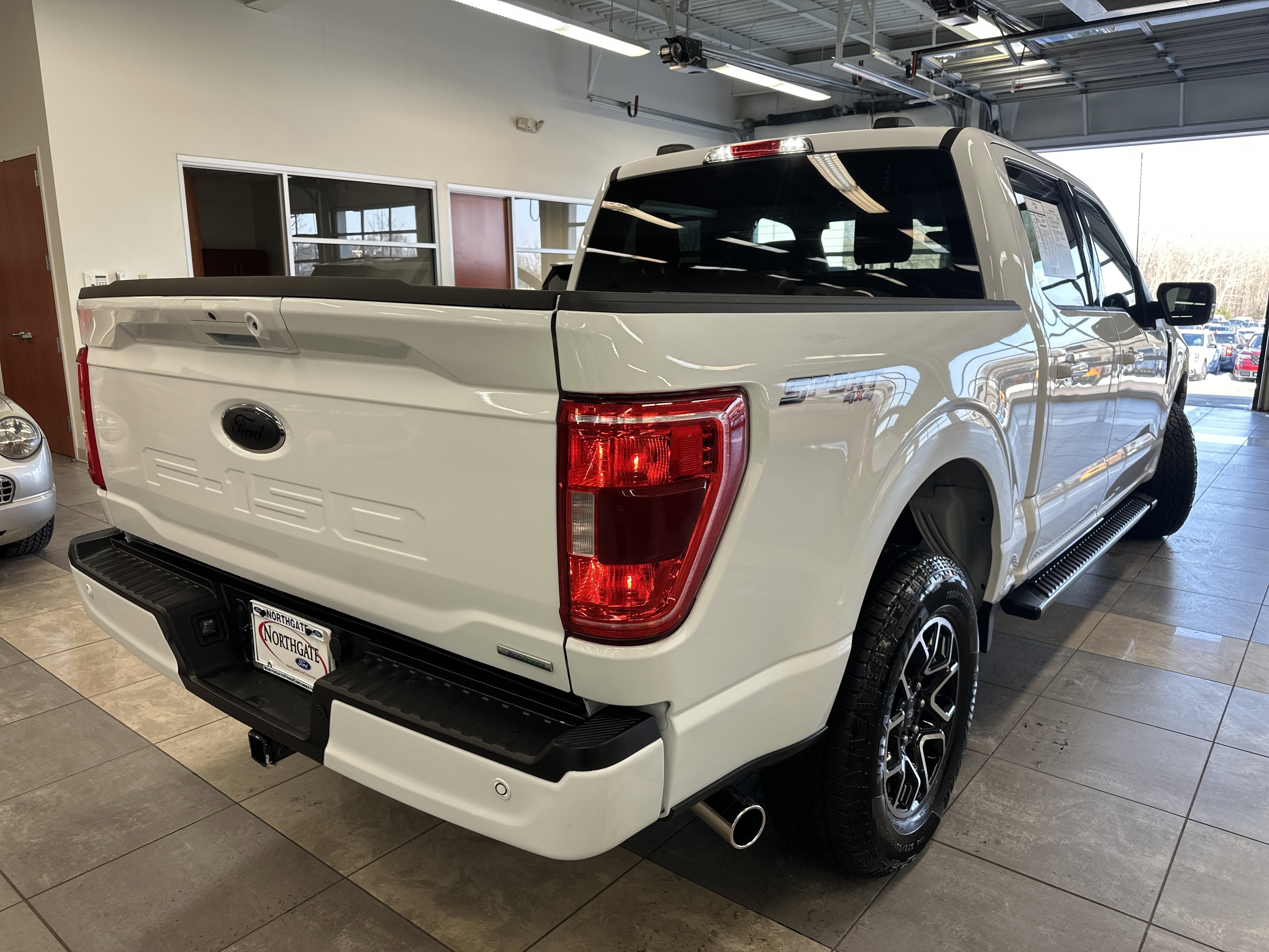 Used 2023 Ford F150 XLT w/ Equipment Group 302A High image 14