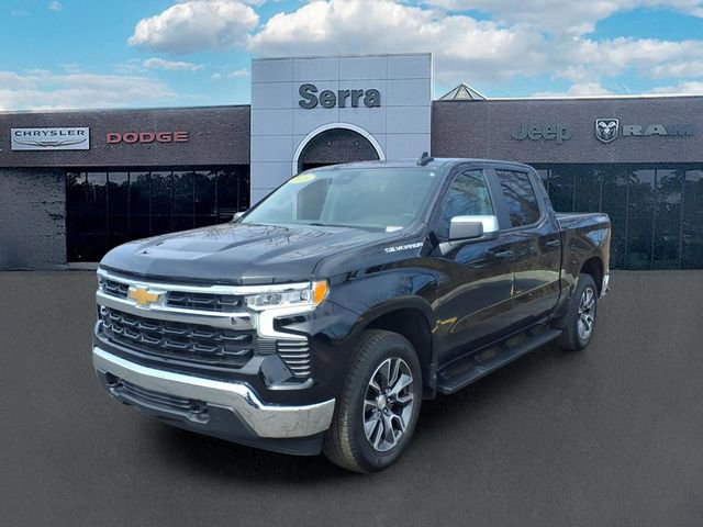 Used 2024 Chevrolet Silverado 1500 LT image 3