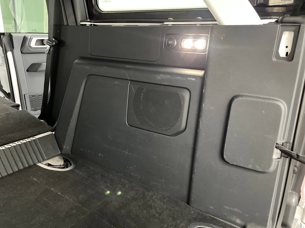 Used 2025 Ford Bronco Outer Banks AWD/4WD image 34