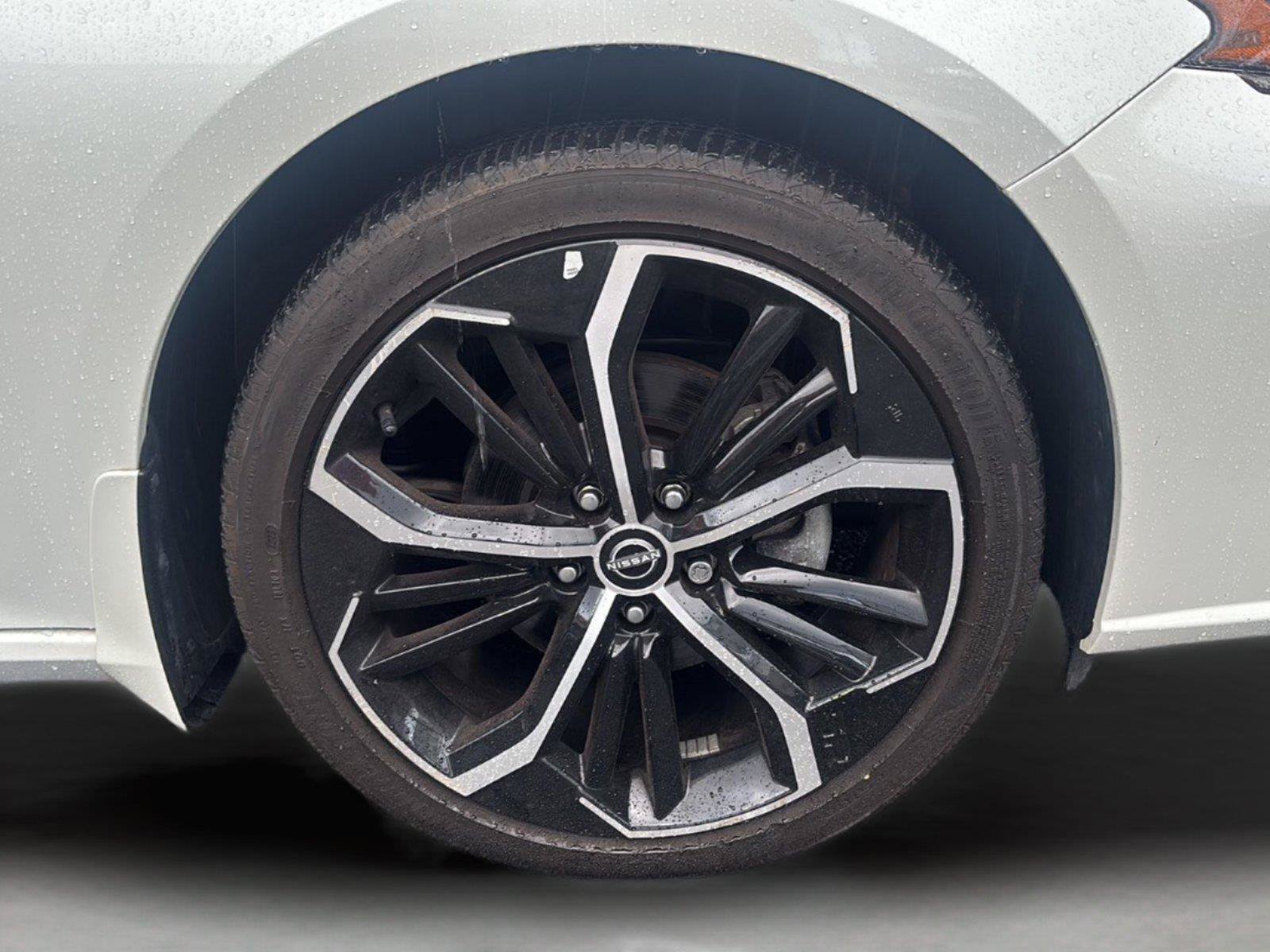 Used 2023 Nissan Altima 2.5 SR FWD image 19