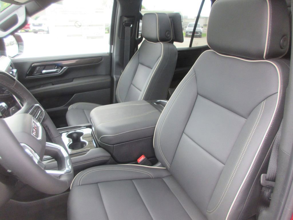 New 2026 GMC Yukon Elevation w/ Elevation Premium Package AWD/4WD image 11