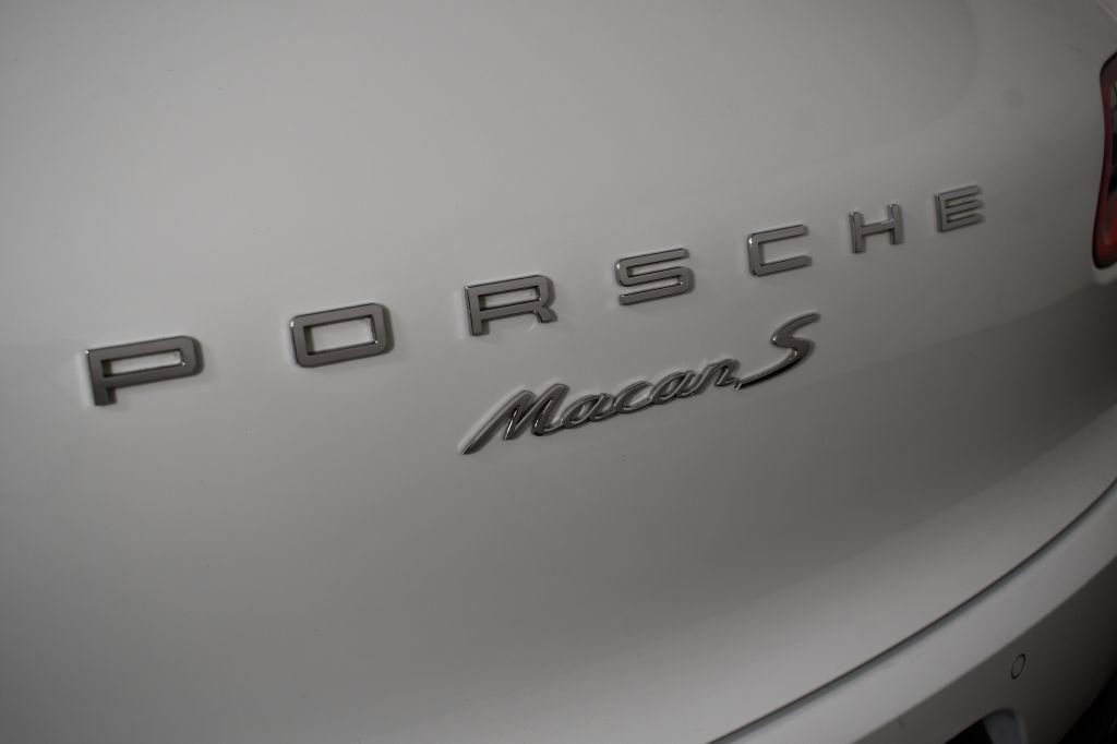Used 2018 Porsche Macan S AWD/4WD image 13