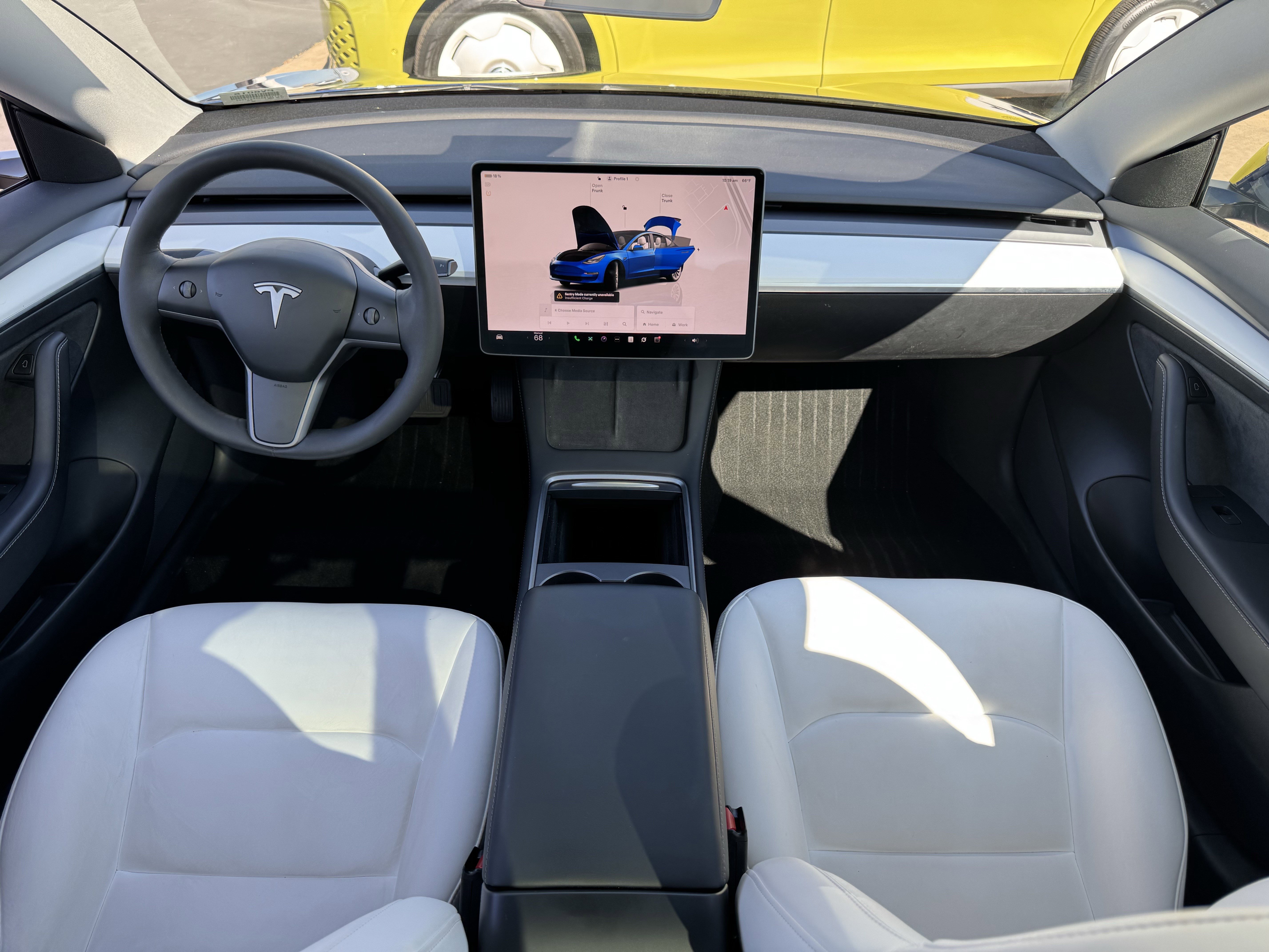 Used 2023 Tesla Model 3 Standard Range image 33