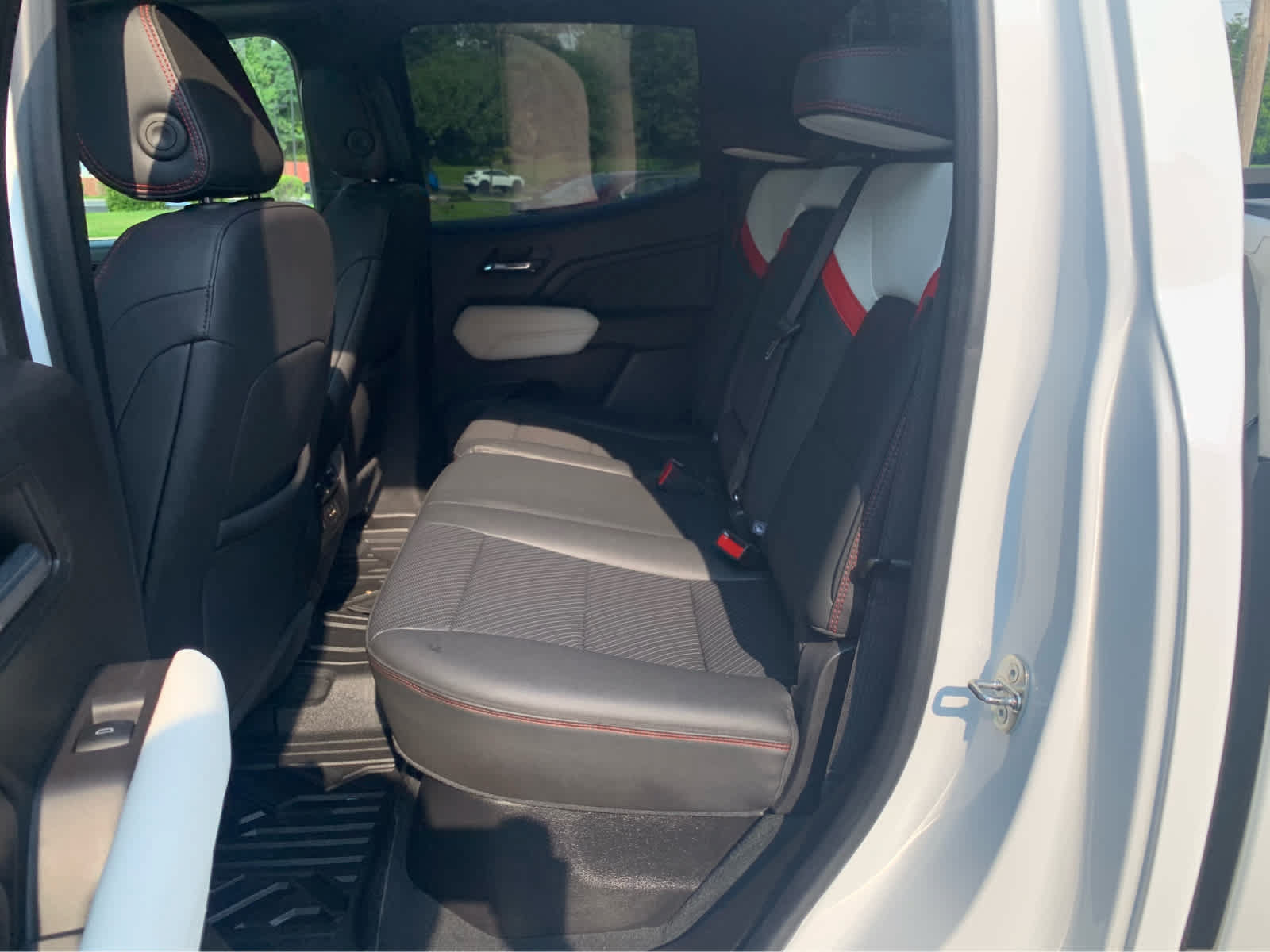 Used 2023 GMC Canyon AT4X AWD/4WD image 22