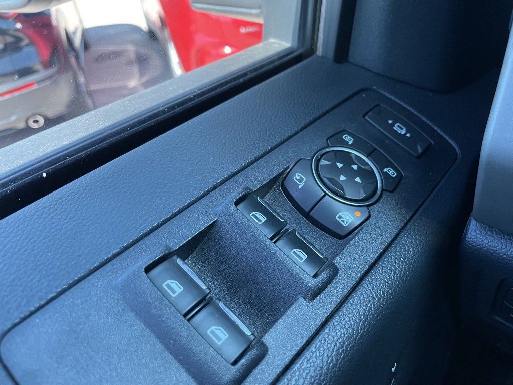 Used 2022 Ford F350 Lariat w/ Lariat Ultimate Package image 25