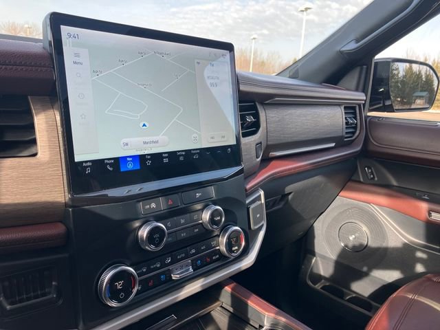 Used 2024 Ford Expedition Limited image 9