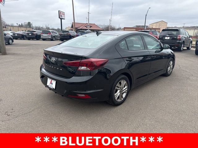 Used 2019 Hyundai Elantra Sedan FWD image 3