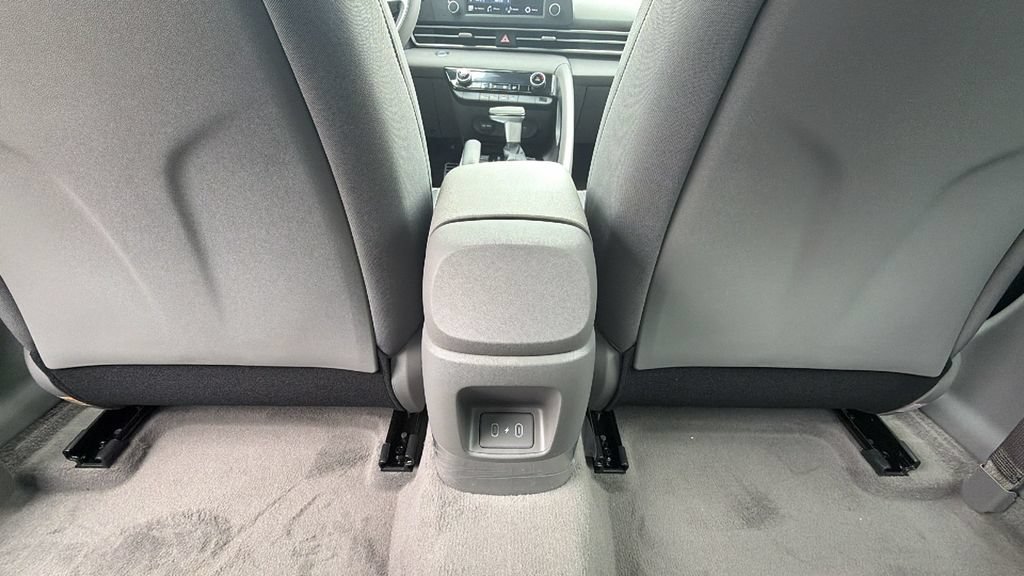 New 2026 Hyundai Elantra Sport w/ Cargo Package FWD image 21