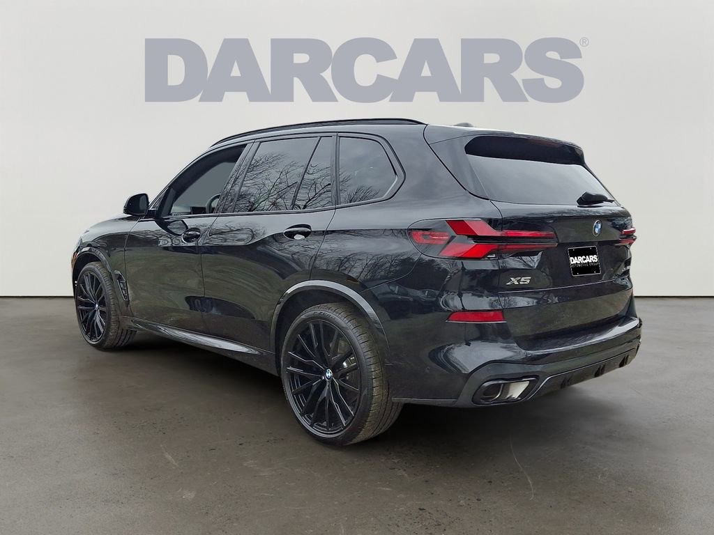 Used 2026 BMW X5 xDrive40i w/ M Sport Package image 4