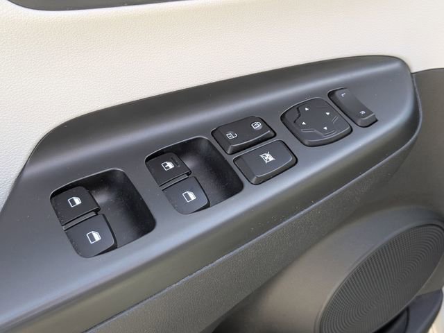 Used 2022 Hyundai Kona SEL image 10