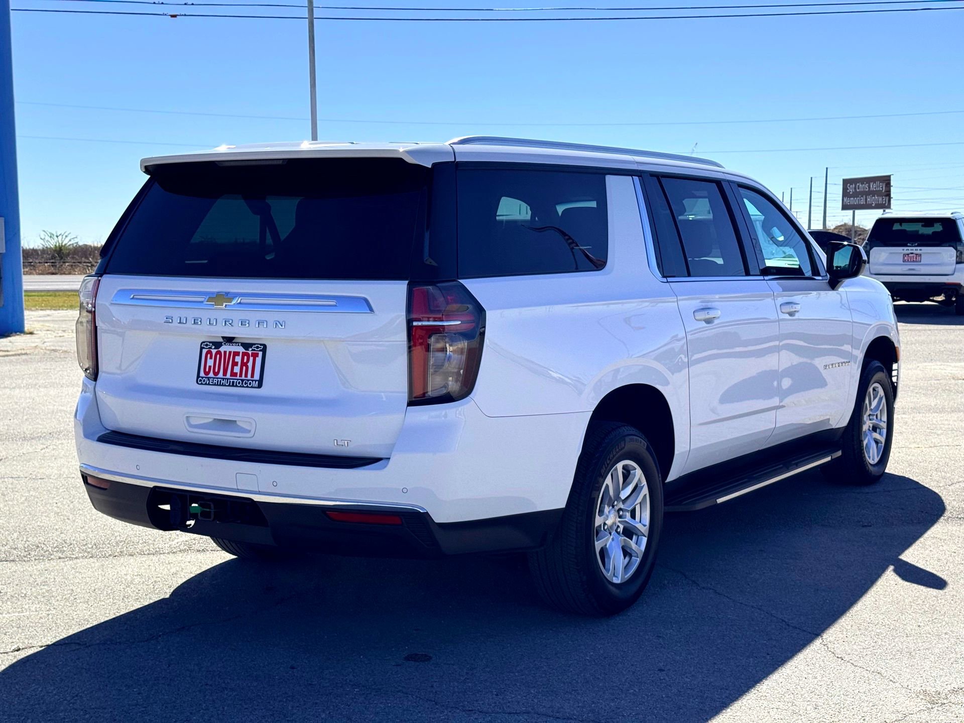 Used 2024 Chevrolet Suburban LT image 6