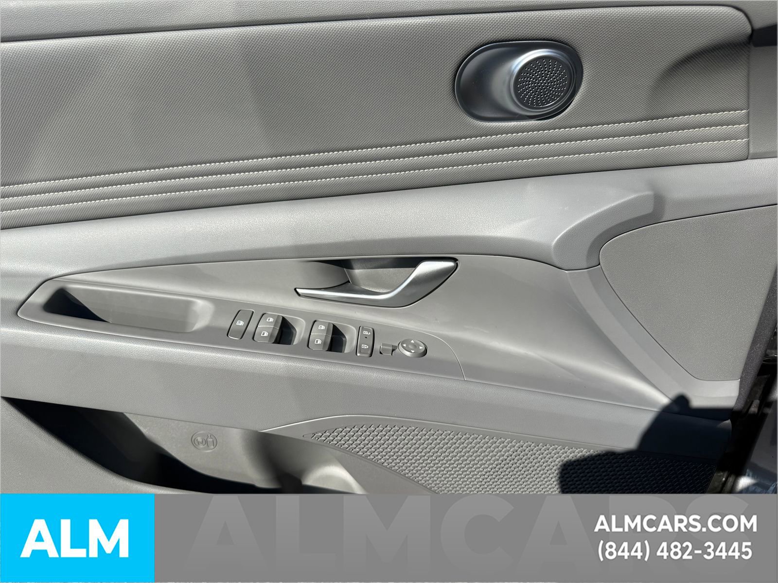 Used 2025 Hyundai Elantra Sport image 23