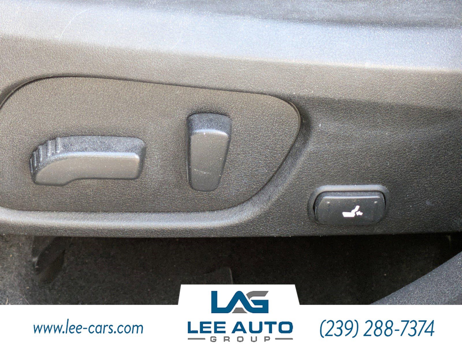 Used 2017 Subaru Forester 2.5i Limited AWD/4WD image 19