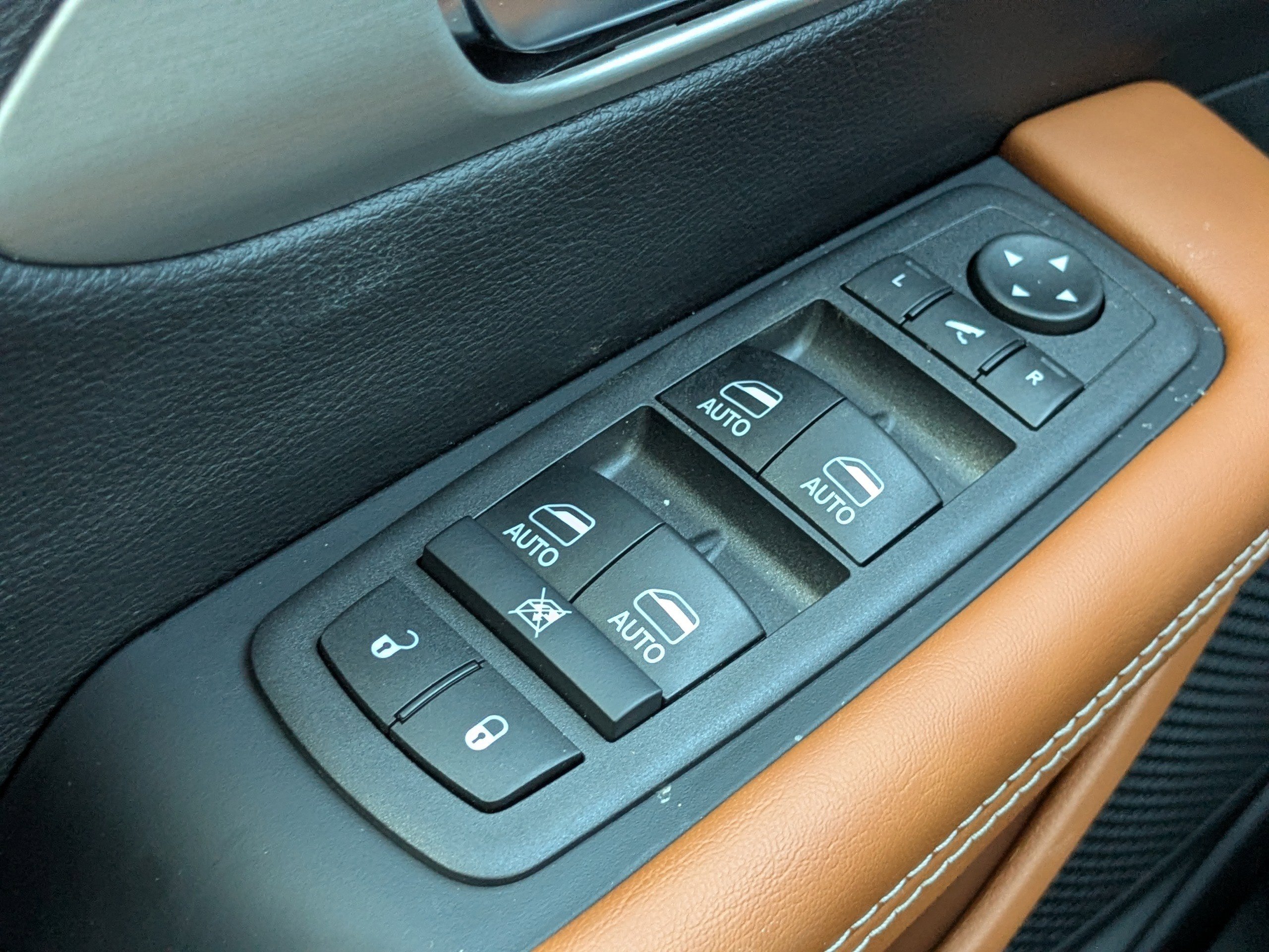 New 2026 Chrysler Pacifica Pinnacle FWD image 24