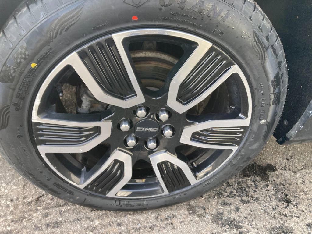 Used 2021 GMC Acadia SLE w/ Driver Convenience Package image 37