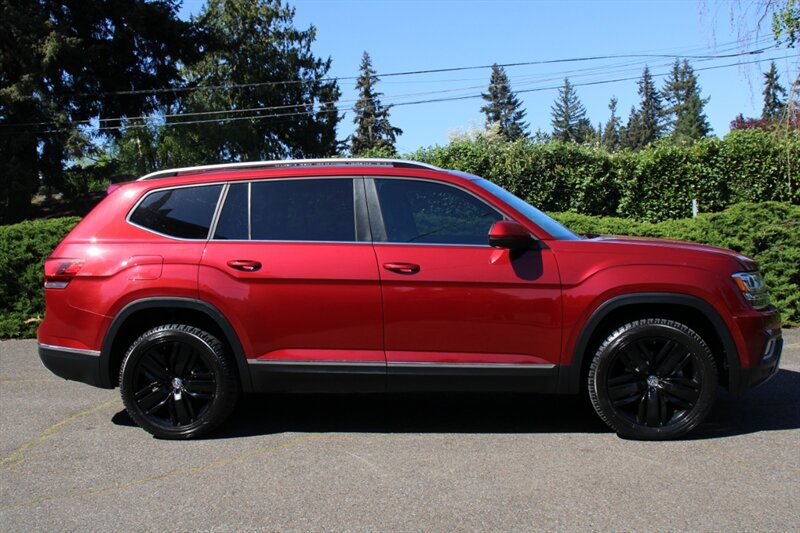 Used 2018 Volkswagen Atlas SEL AWD/4WD image 14