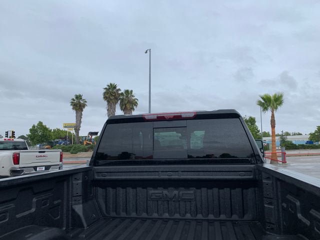 New 2026 GMC Sierra 2500 Denali w/ Technology Package AWD/4WD image 9