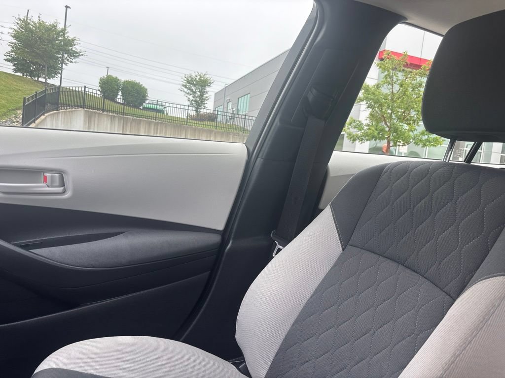 Used 2023 Toyota Corolla LE FWD image 26