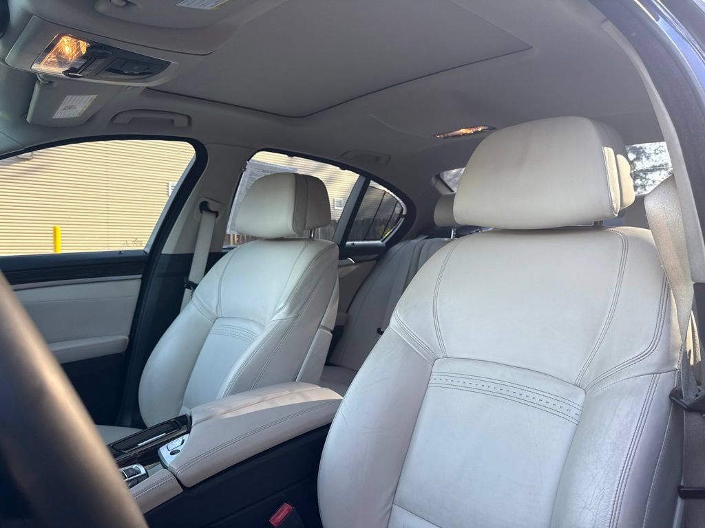Used 2016 BMW 550i Sedan RWD image 20
