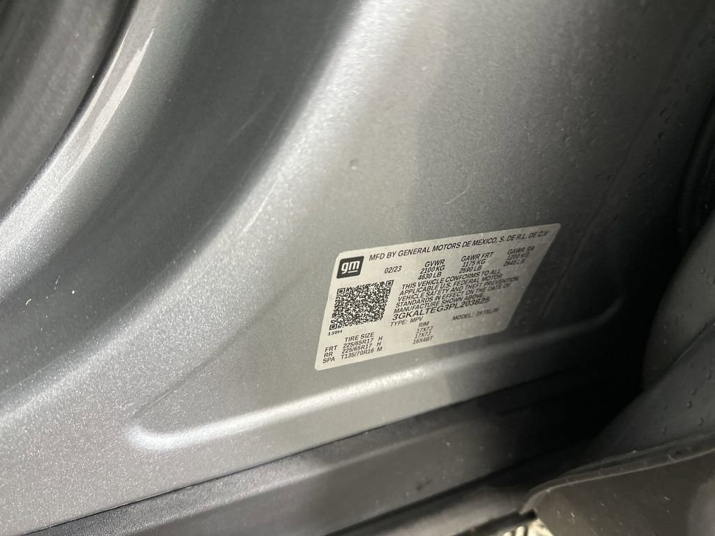 Used 2023 GMC Terrain SLE w/ Driver Convenience Package image 35