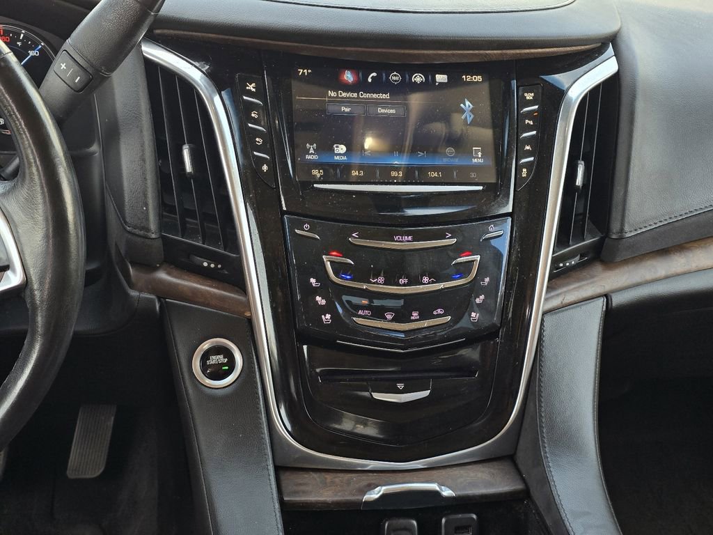Used 2016 Cadillac Escalade Premium RWD image 16