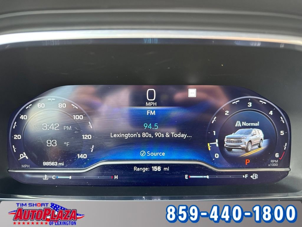 Used 2023 Chevrolet Suburban LT RWD image 4
