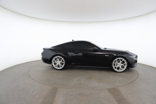 Used 2025 Ford Mustang GT Premium image 23