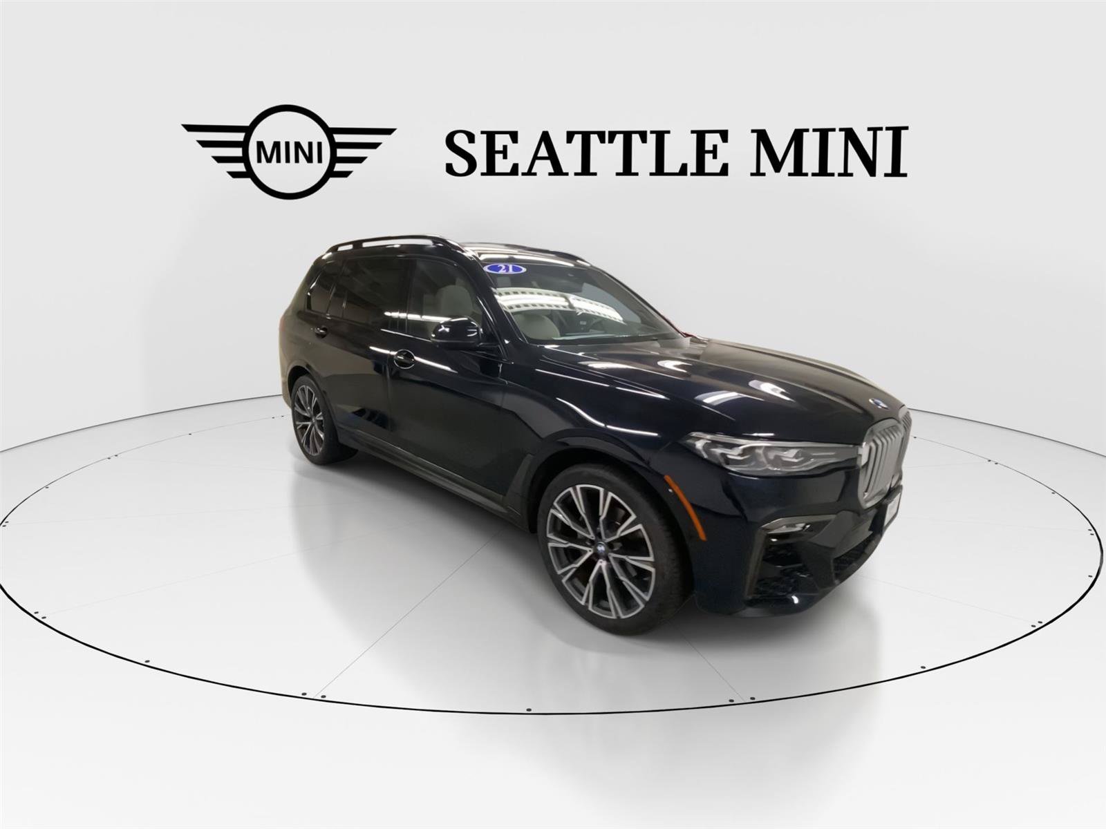 Used 2021 BMW X7 xDrive40i w/ M Sport Package AWD/4WD image 2
