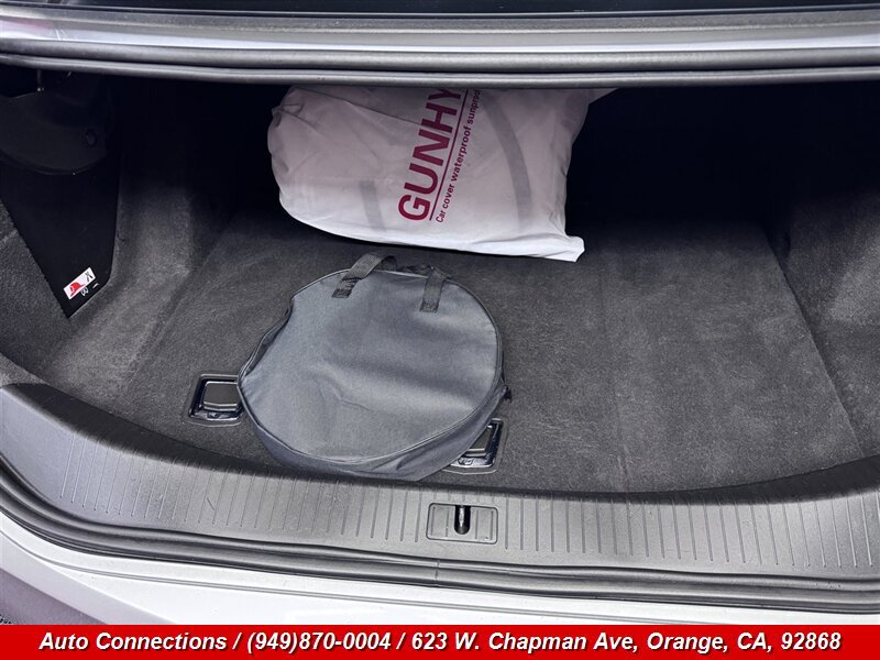 Used 2014 Cadillac ELR w/ Luxury Package FWD image 25
