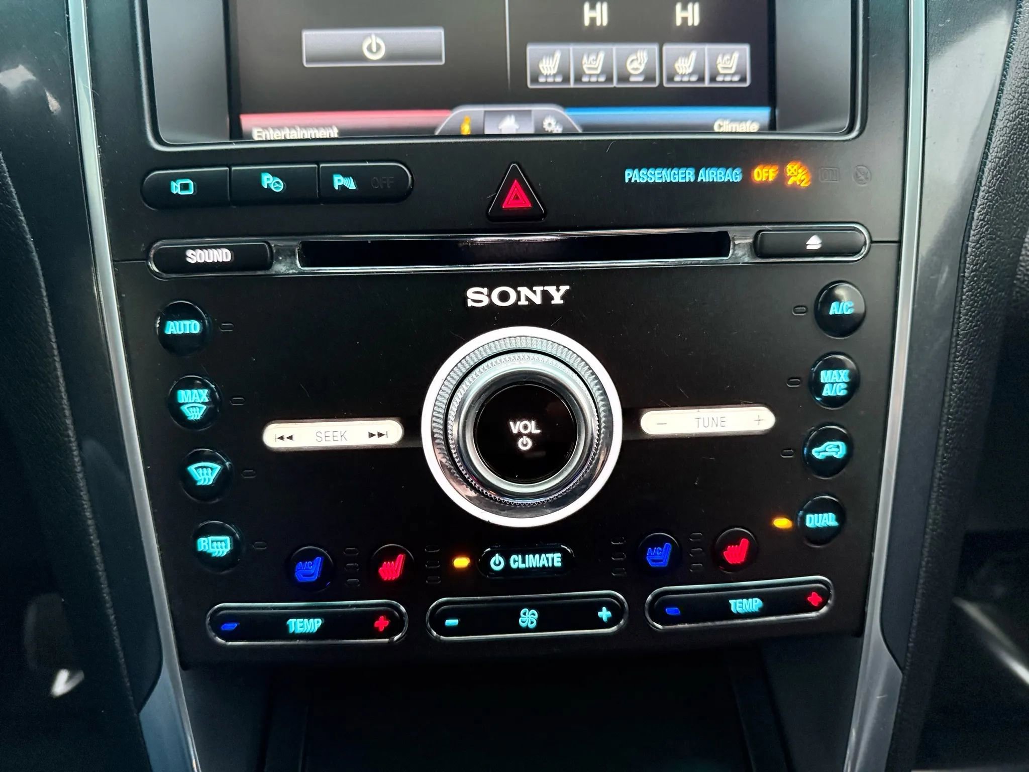 Used 2016 Ford Explorer Limited w/ Equipment Group 301A image 20