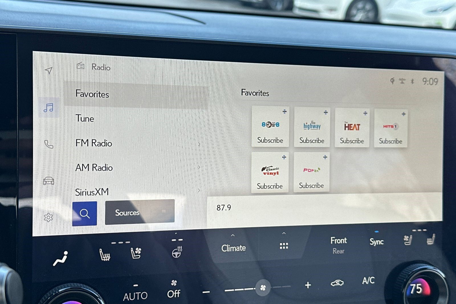 Used 2023 Lexus RX 350 Premium image 24