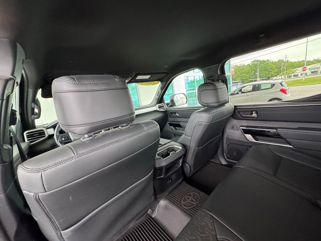 Used 2025 Toyota Tundra Limited AWD/4WD image 22