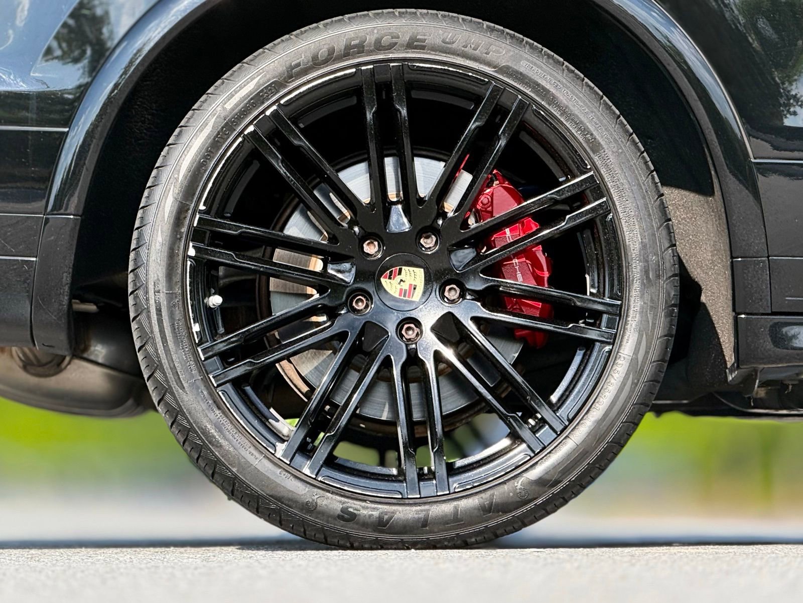 Used 2016 Porsche Cayenne GTS AWD/4WD image 20