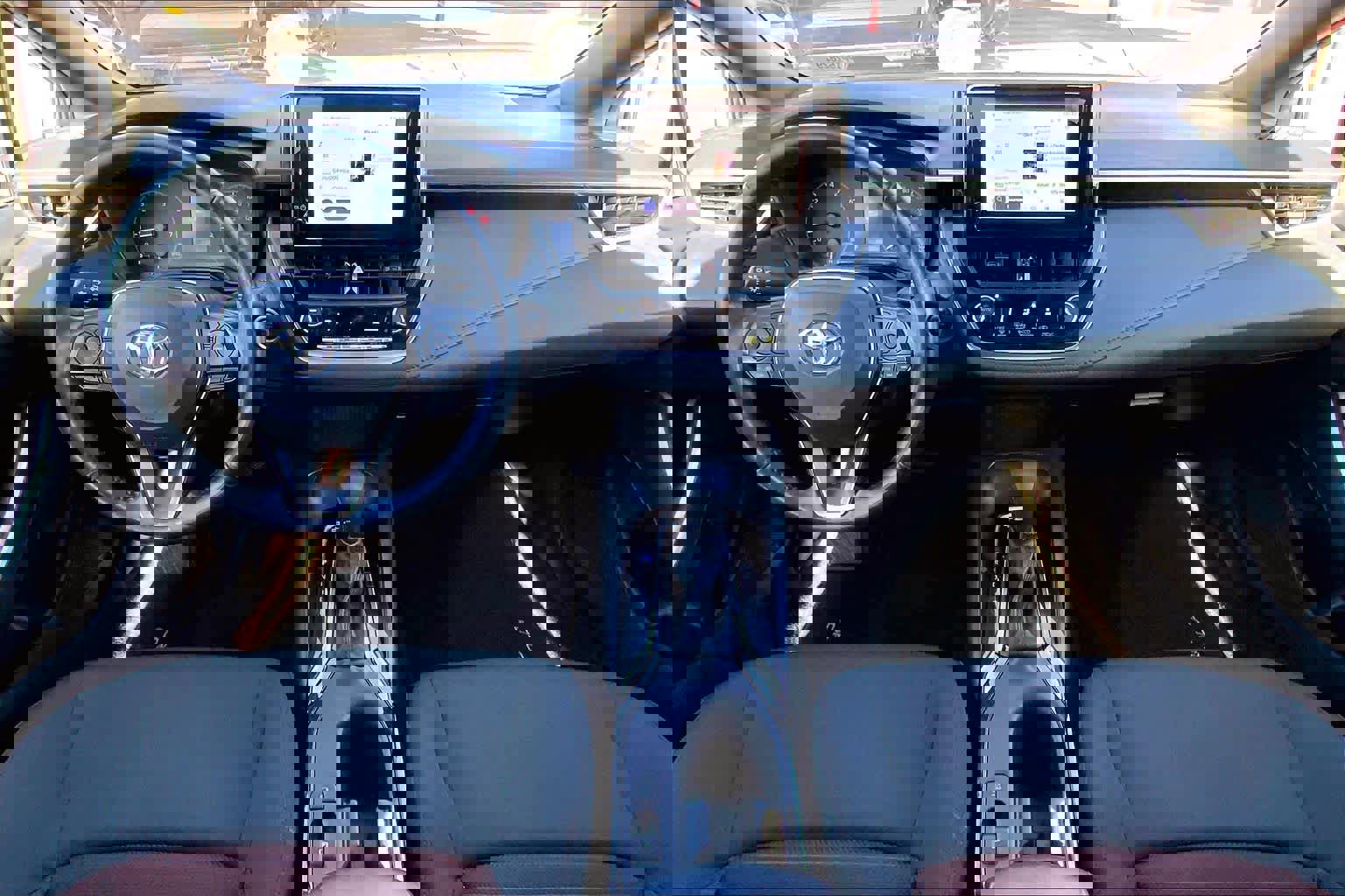 Used 2023 Toyota Corolla SE image 16