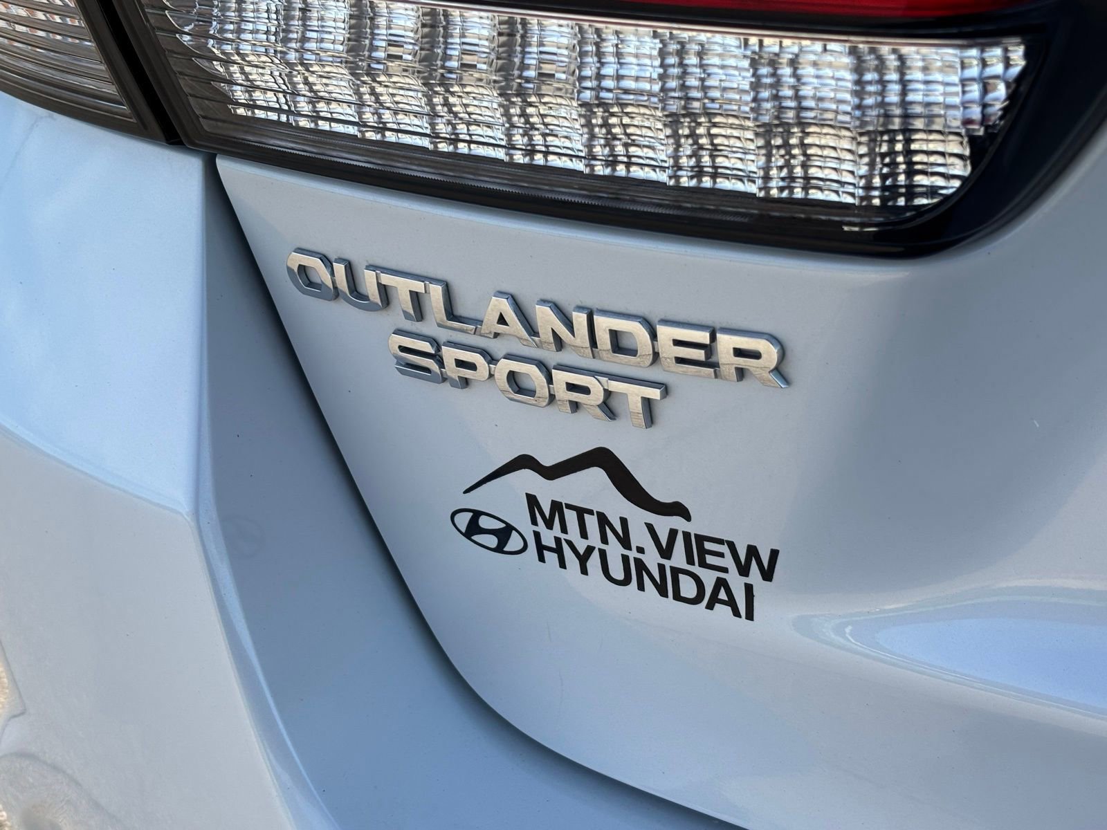 Used 2024 Mitsubishi Outlander Sport ES image 11