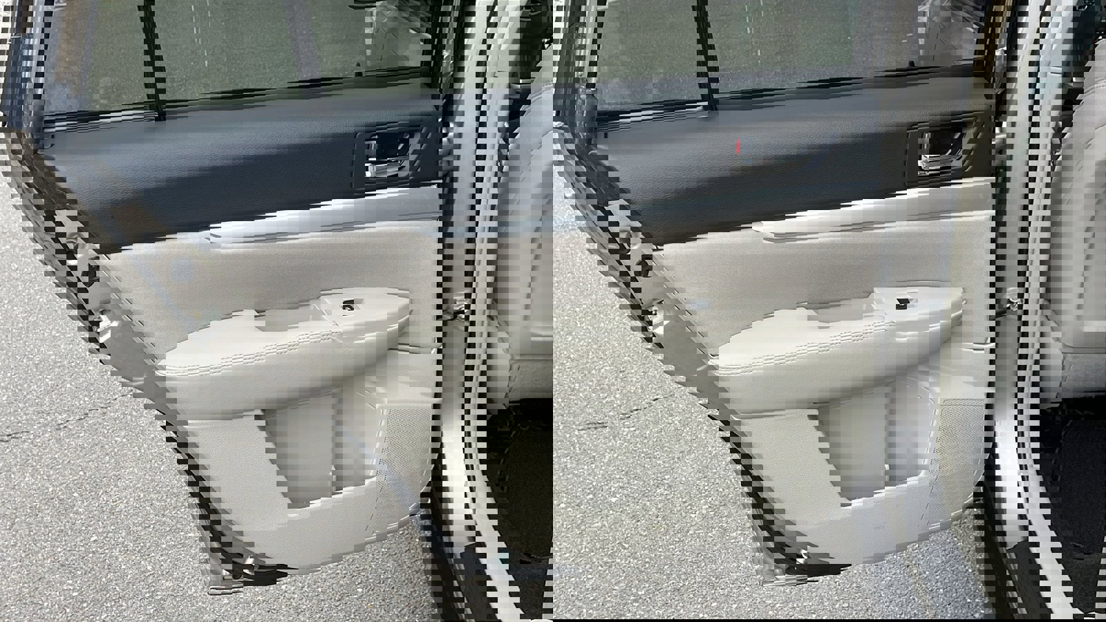 Used 2014 Subaru Outback 2.5i Premium image 20